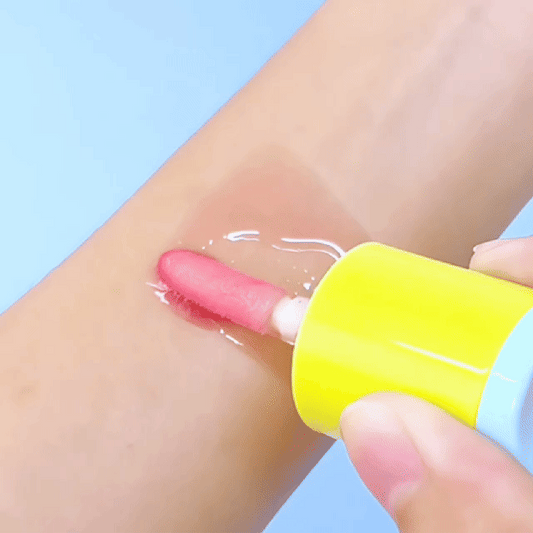 Every Brightening & Plumping Lip Oil