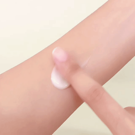 Every Soothing Double Barrier Cream